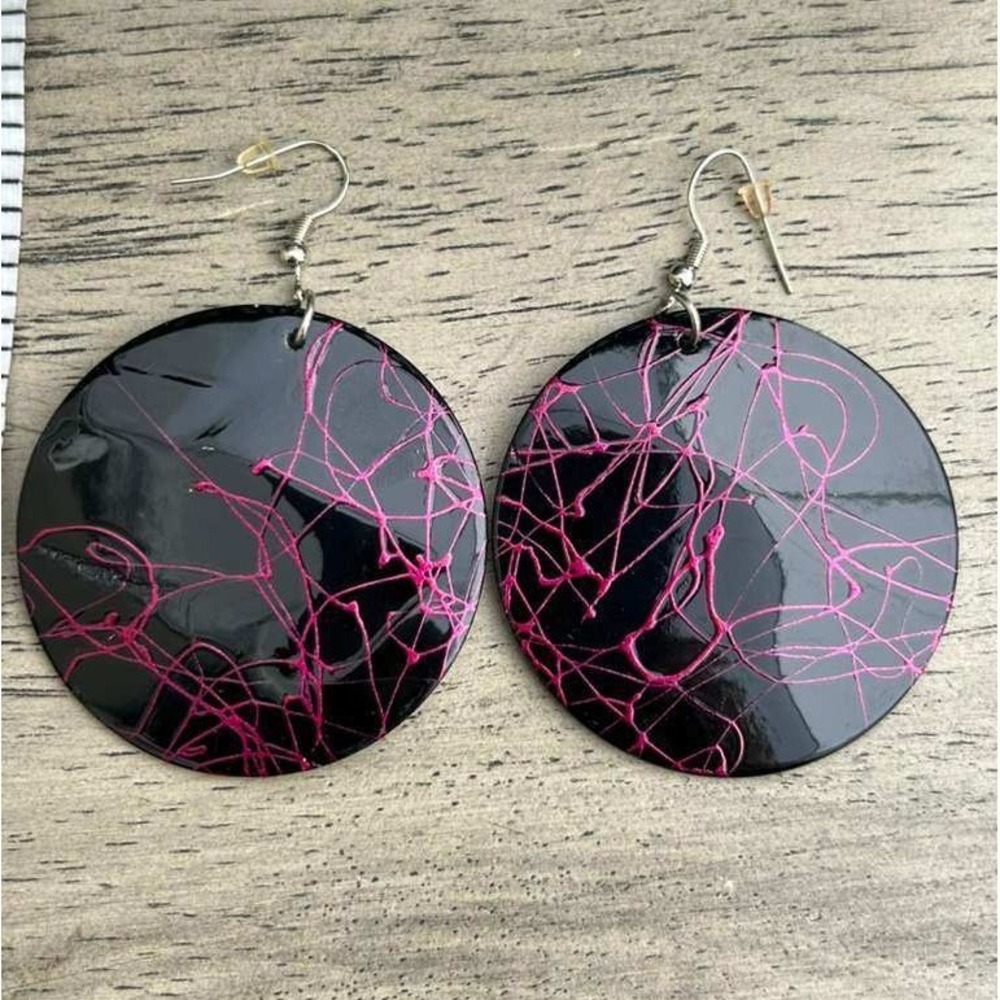 Large Round Black Pink Abstract Splatter Drop Earrings Silver Tone Fishhook 2"